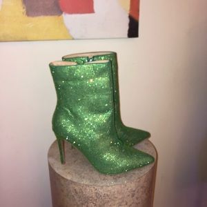 Fashion Nova high heel booties sz 9